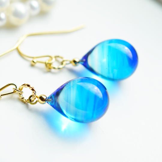 	Mysterious blueピアス・イヤリング（ゴールドカラー）
