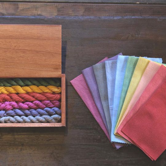 ～最終追加～【福箱】草木染めの糸と布セット