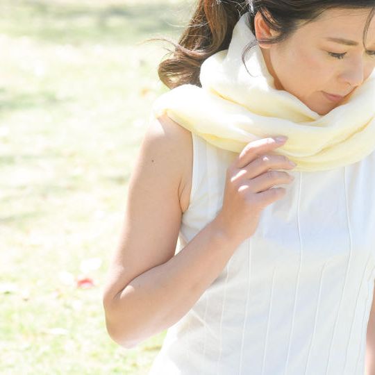 オーガニッツクコットン　洛陽染ストール（山吹色）
