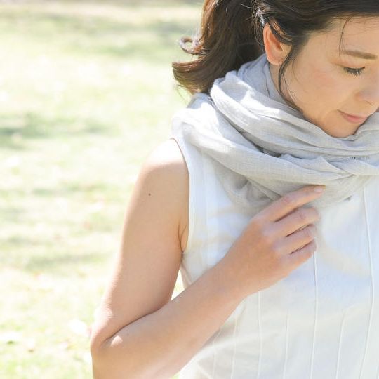 オーガニッツクコットン　洛陽染ストール（鳩羽鼠）