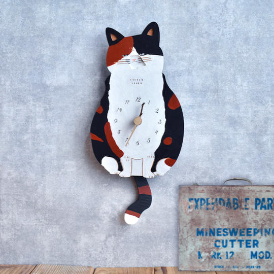 三毛猫＊ショートの木製振り子時計