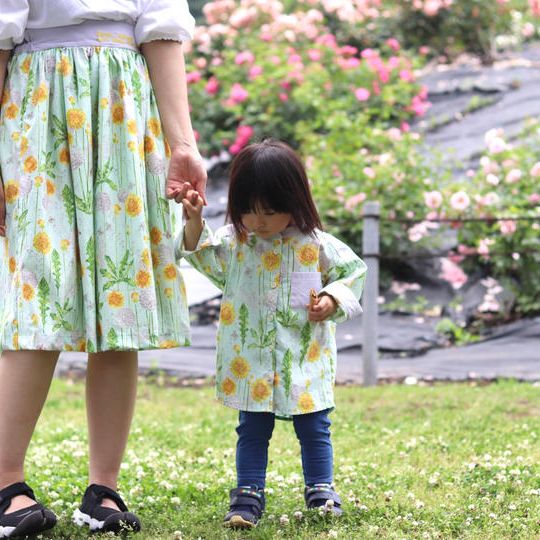 《今回限り！》メッセージ刺繍で彩る　ママとキッズのお揃い服〜星とたんぽぽ〜