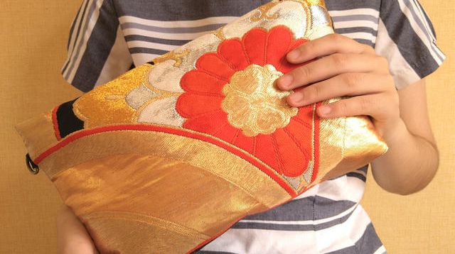 クラッチバッグ 西陣織の帯 ② - (【本革と帯のコラボ】～帯リメイクの 
