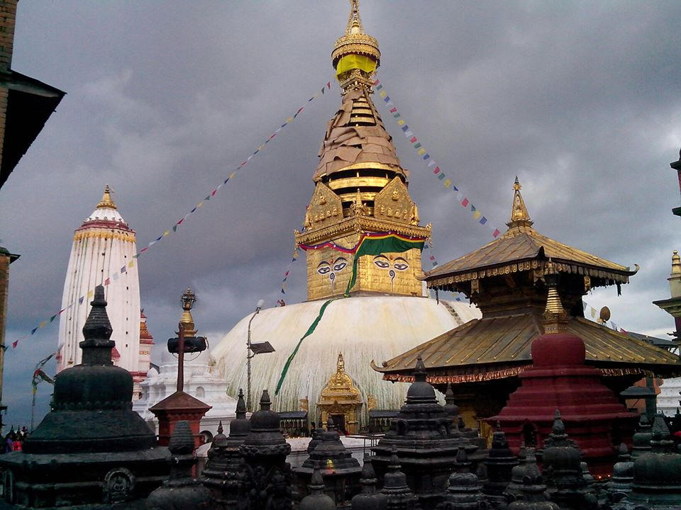 ネパール／カトマンズ、世界遺産めぐり FIT （貸切）ツアー - (家に居