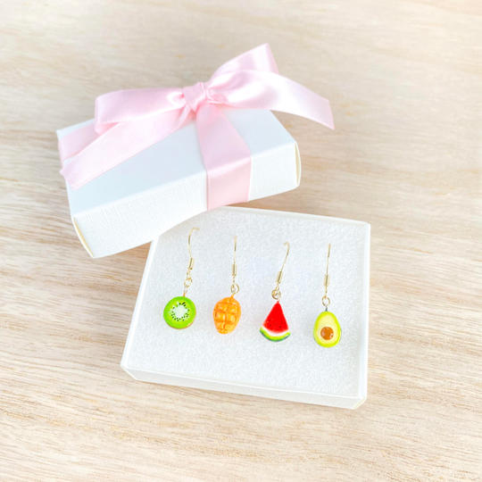 【真夏の果実】揺れるピアス２ペア