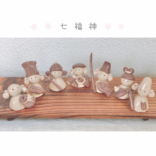 『工房作りを応援してくれる方へ福が届くように願いを込めた七福神』