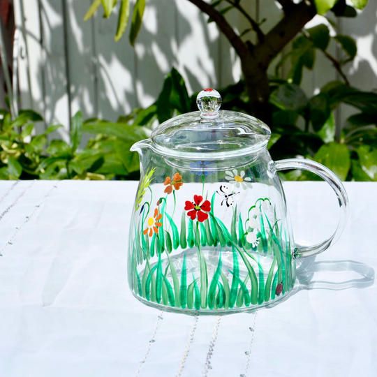 【定番作品がCreemaに！】耐熱ポット“ドイツの草花”デザインがブラッシュアップされて登場！