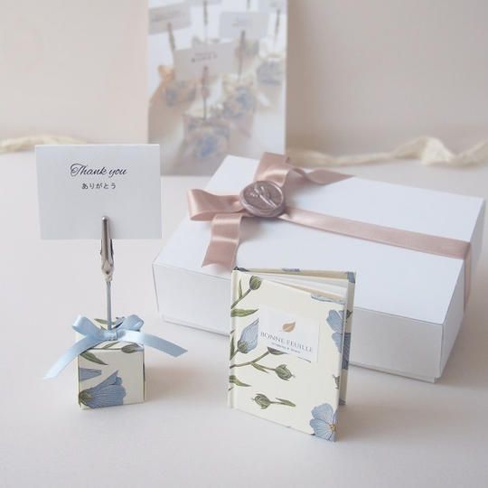 【選べる】特別なラッピング豆本＋メッセージを添えたメモクリップスタンド＋ポストカード