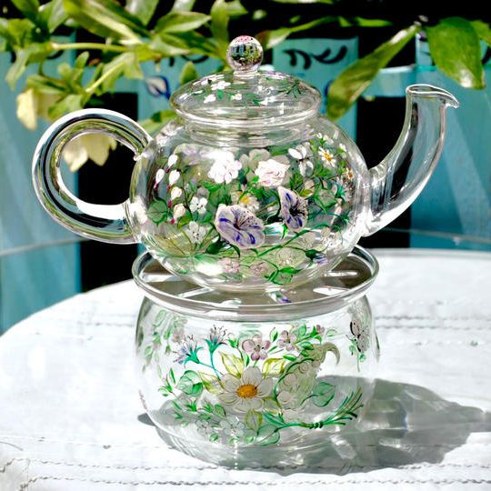 【Creemaクラファン開催記念価格35％off！】耐熱ジャンピングポット＆ティーウォーマー　Ｍサイズ“ホワイトブーケ”