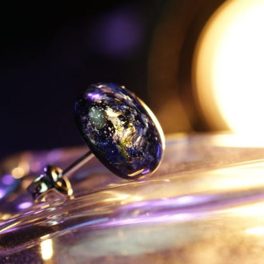 『Midnight radiance』片耳用ピアス（またはイヤリング）【送料無料】