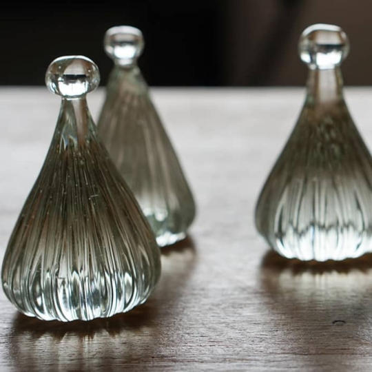 【３セット限定！！】再生ガラスのリングスタンド＆そのまんまカレットRing