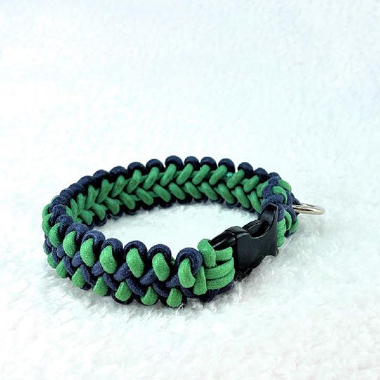 さわやかエメラルドグリーン&ネイビーの綿ロープマクラメ編み犬首輪