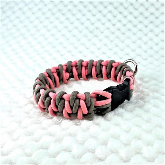 ピンクとグレーのマクラメ編み綿ロープ首輪