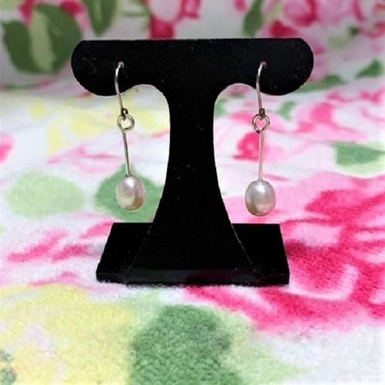 小粒でピカイチ淡水パールピアス