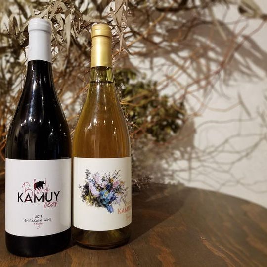 KAMUYシリーズ「Black bear とBouquet」