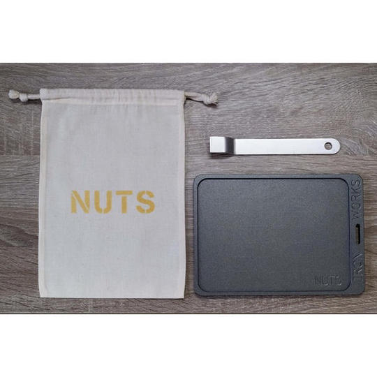 【追加販売】NUTSごくあつ鉄板FF（「FF」は、フチあり　二重フッ素加工済みの意味）