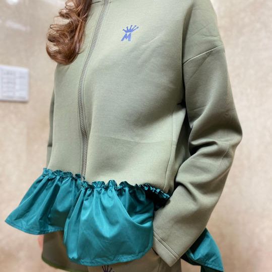 【フリルブルゾン】１枚　カラー：３種類