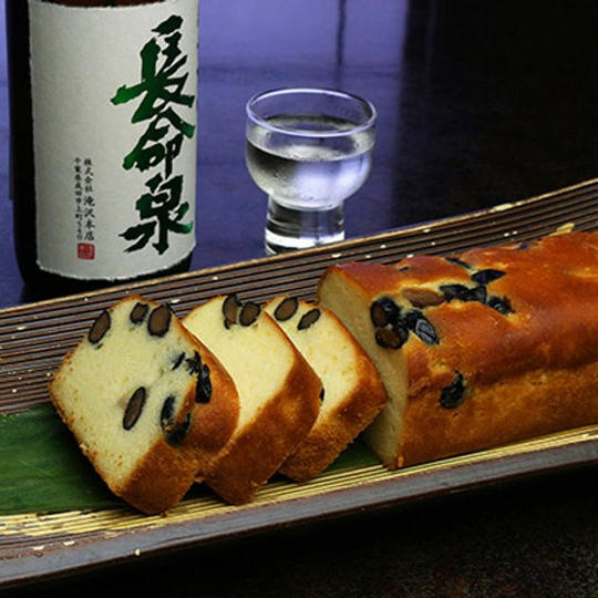 栄町の丹波黒”どらまめセット”（乾豆500ｇ、どらまめきな粉、黒豆吟醸酒ケーキ、＆サンクスレター黒豆玄米ご飯×2）