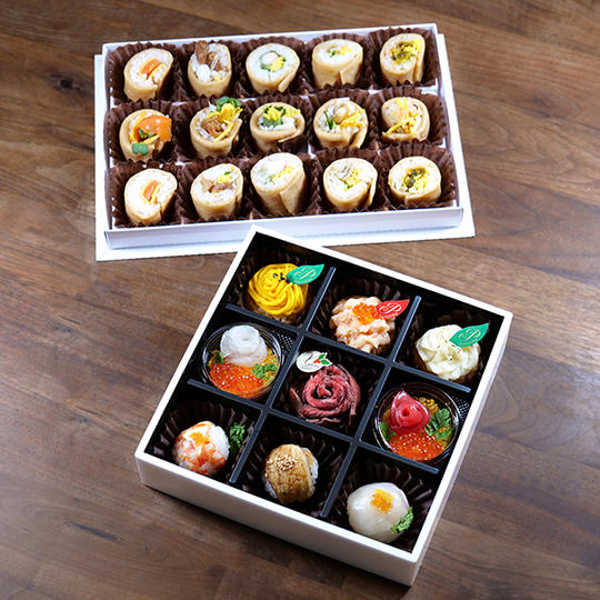 【セット割20％オフ】クリスマスデコ寿司1個 ＋ ぷちロール1個