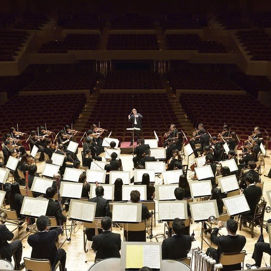 【クラウドファンディング限定・体験コースSPECIAL】 コンサートホールで日本フィルを指揮（レッスン付）