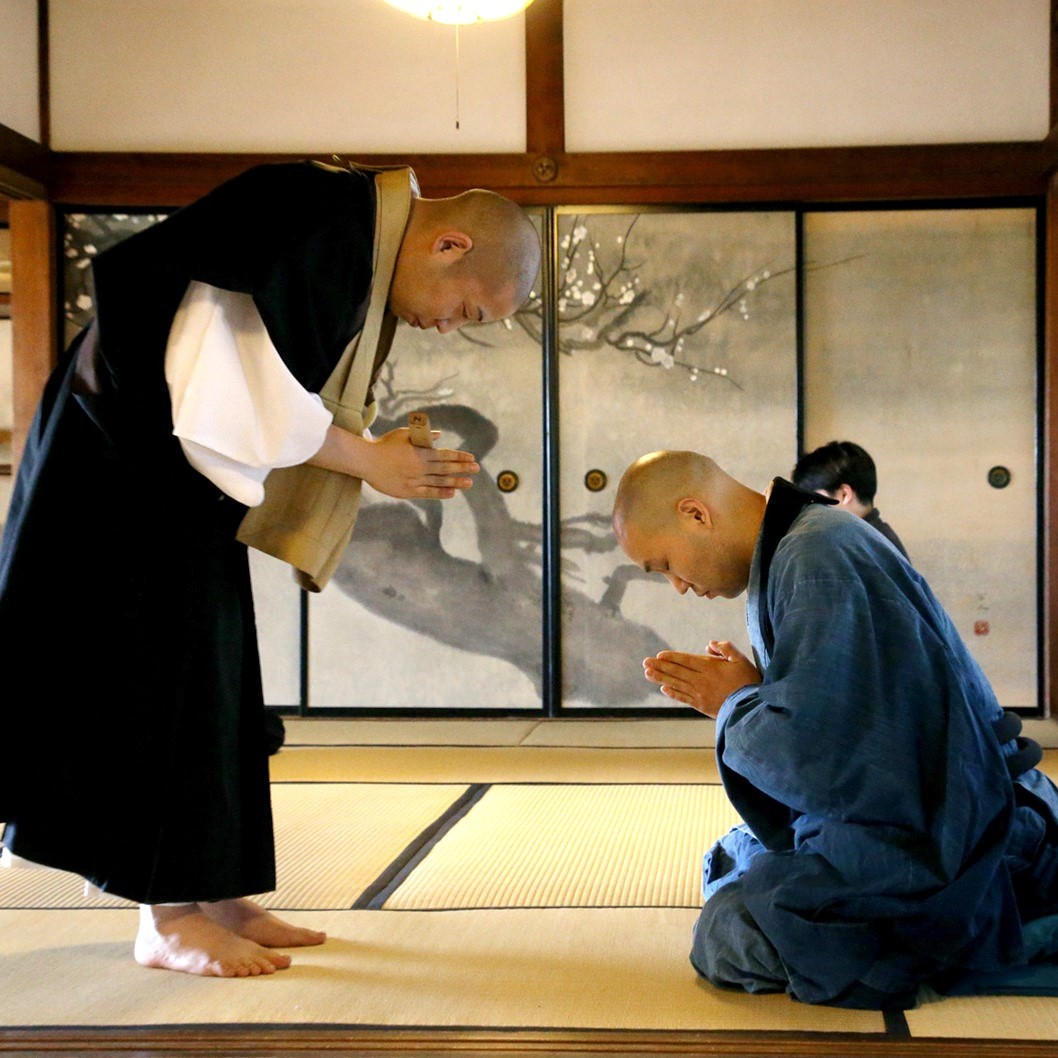 特別体験】瑞雲軒にて坐禅体験と法話 - (大徳寺方丈の畳を修復。日本