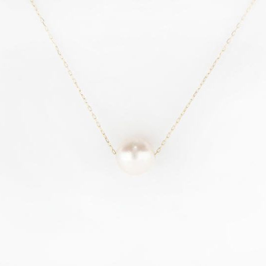K10YG　アコヤ真珠　フローティングネックレス　１本