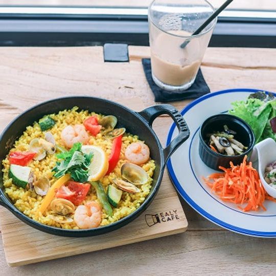 イーリーカフェのランチ回数券12食分