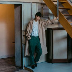 リバリーコート　テーラードカラー　ベージュ　size2