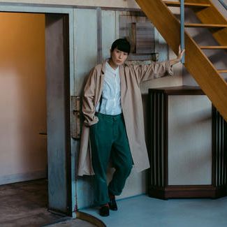 リバリーコート　テーラードカラー　ベージュ　size2