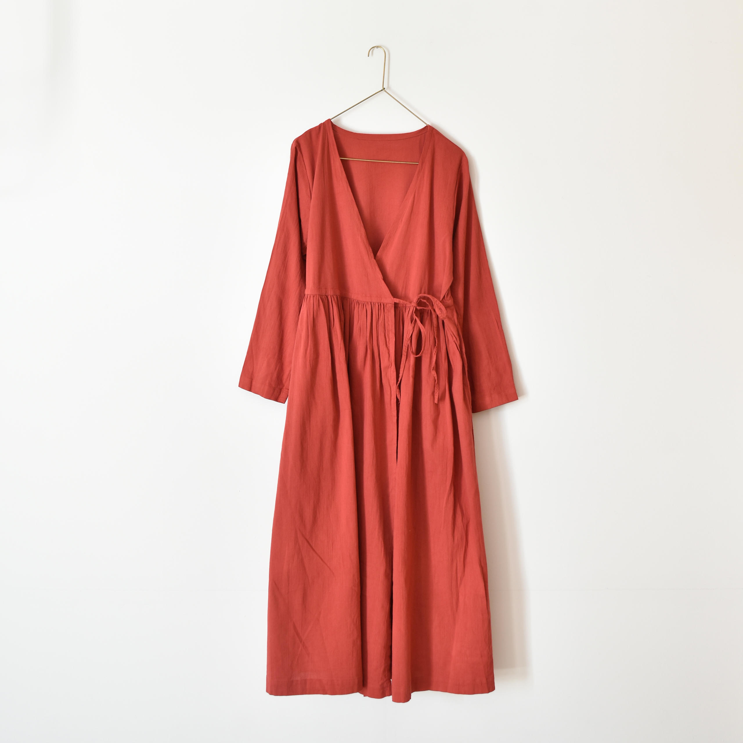 shibo」はおりにもなる、ふんわりカシュクールワンピース | Fannova