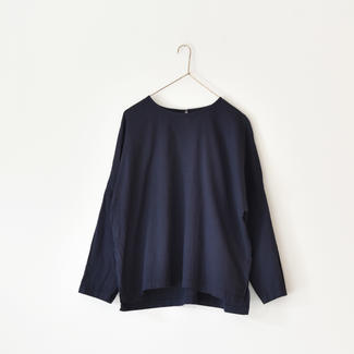クルーネックロングスリーブシャツ［OUI］紺色
