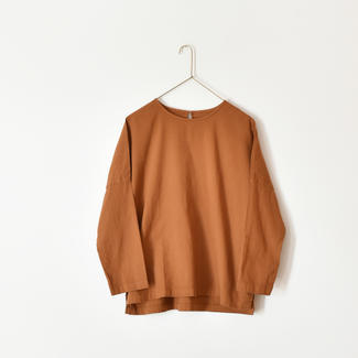 クルーネックロングスリーブシャツ［OUI］茶色