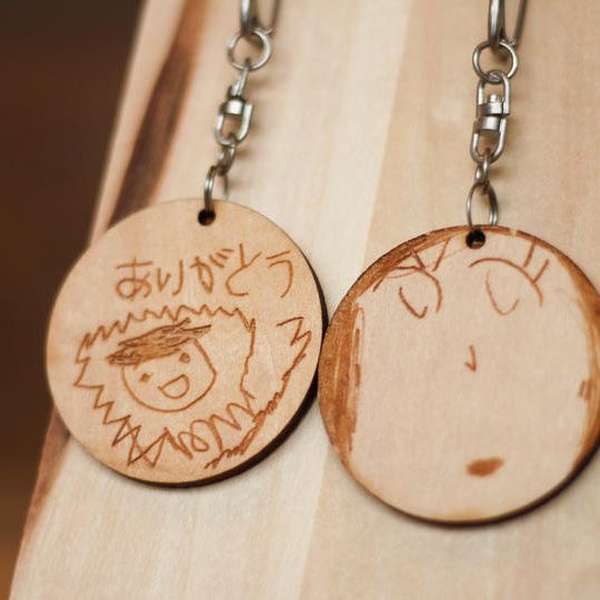 今しか書けない絵をキーホルダーにして想いを込めて