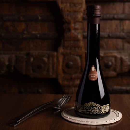 【オーク樽で2年以上熟成させたバルサミコ酢】Balsamic NatureまたはMuscat