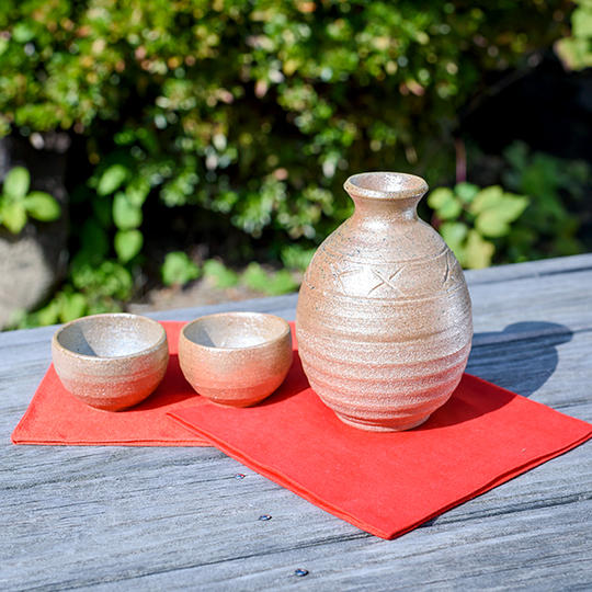 酒器セット(金・徳利)
