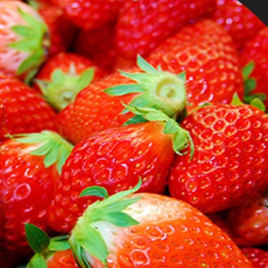 玉城町産のイチゴを活用！美味しいイチゴジャム＋玉城町産イチゴ1パック　送料税込6,000円