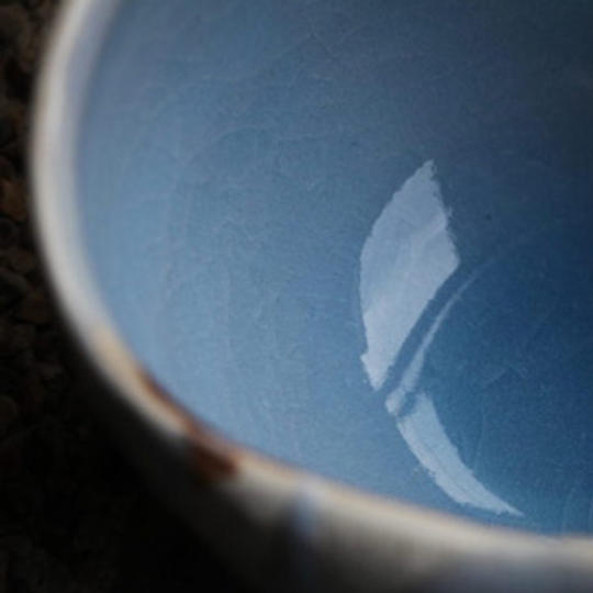 登り窯「玄窯」焼成100回記念茶盌 月白釉流シ 十六世豊斎作　興聖寺吉川副住職箱書