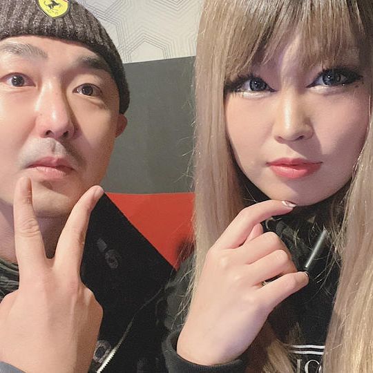 配信にゲストして出演できる権利45分&番組ステッカー