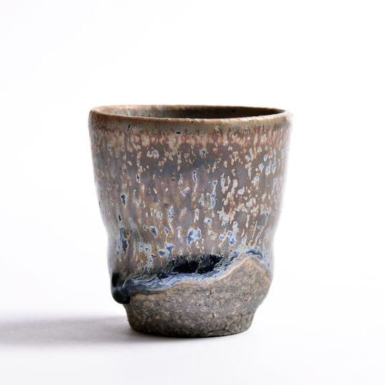 請関天目紫黒猪口〈其の一〉