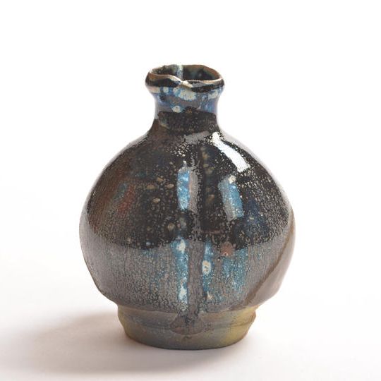 請関天目柘榴形小徳利〈其の二〉