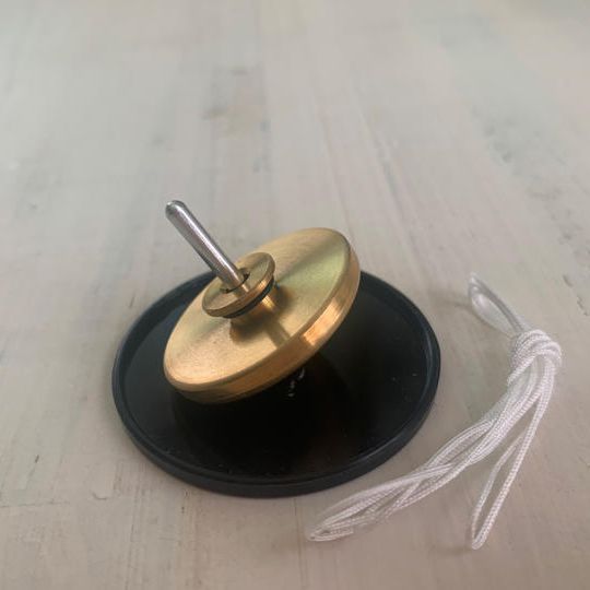 ミツミ製作所・町工場が作った精密10分独楽