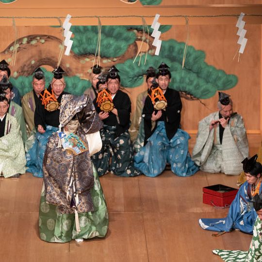 パリ公演4プログラムより好きな1プログラム配信+日経本紙朝刊紙面へのお名前掲載