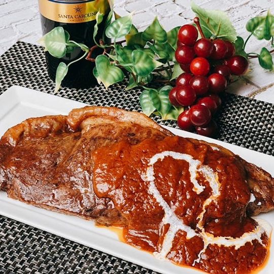 新触感とろける煮込みステーキ！