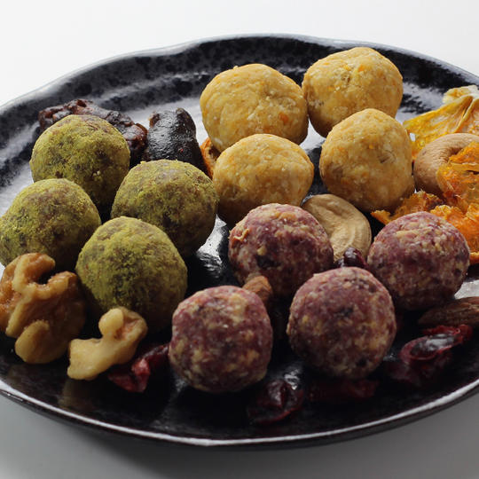 Bonheurのブリスボール【デーツ・クランベリー・蜜柑】おすすめ3種セット