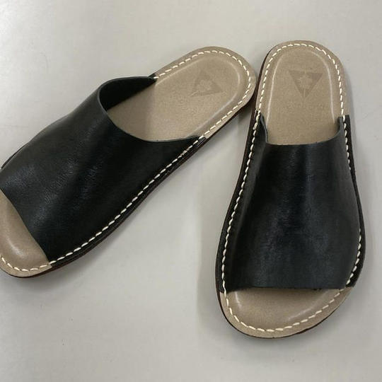 【早割22% OFF】502 栃木レザースリッパ ブラック・24.5cm