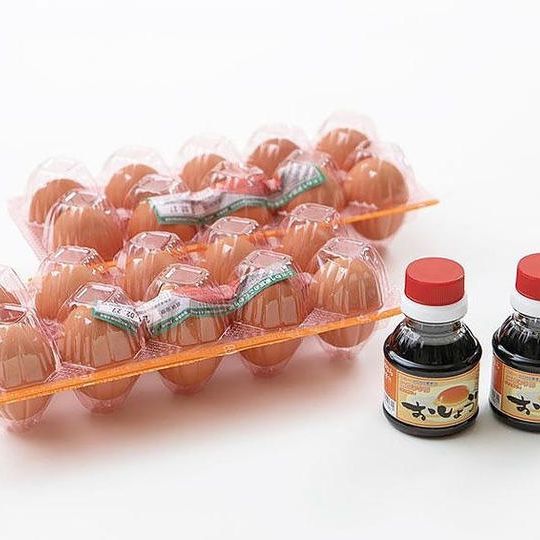 こだわり家族のこだわり卵20個と専用おしょうゆセット 提供:セラ・ルージュ