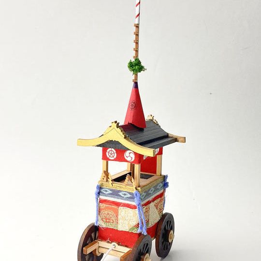 ミニチュア鉾（桐箱入り）＋オリジナル「厄除チマキ」１束