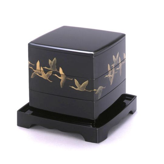 重箱 三段蓋一 胴張型 黒内朱 群翔蒔絵 ※通常価格662,200円