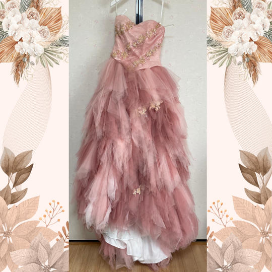 私の憧れピンクのドレスをゲット　提供：（株）KanPro