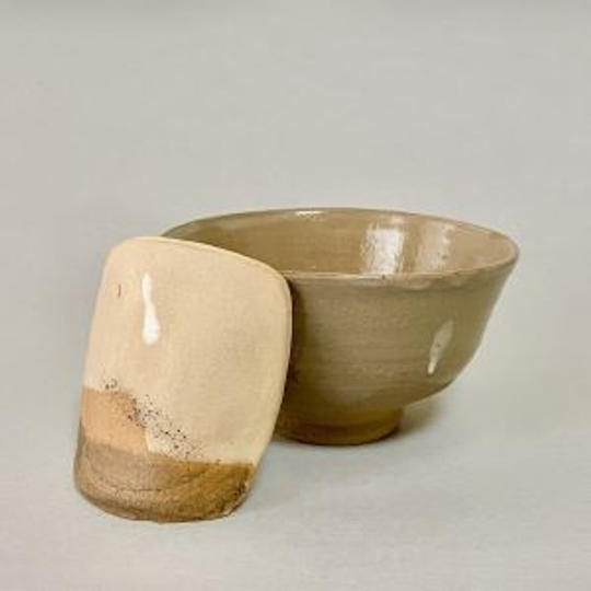 【矢野直人作 拙蔵古唐津写たこ焼き碗１客(枇杷色無地)＋陶片煎餅3枚】